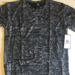 Men’s NWT distressed shredded look short. Size XL